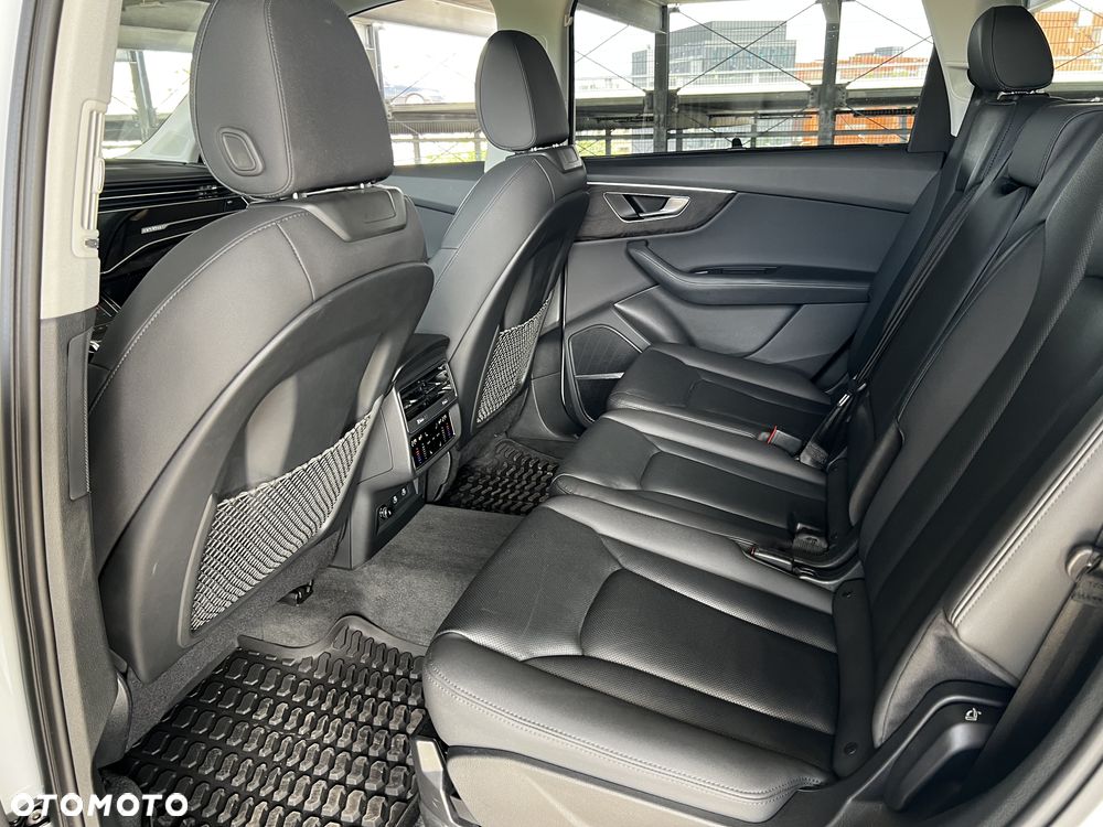 Audi Q7 55 TFSI mHEV Quattro Tiptr - 32