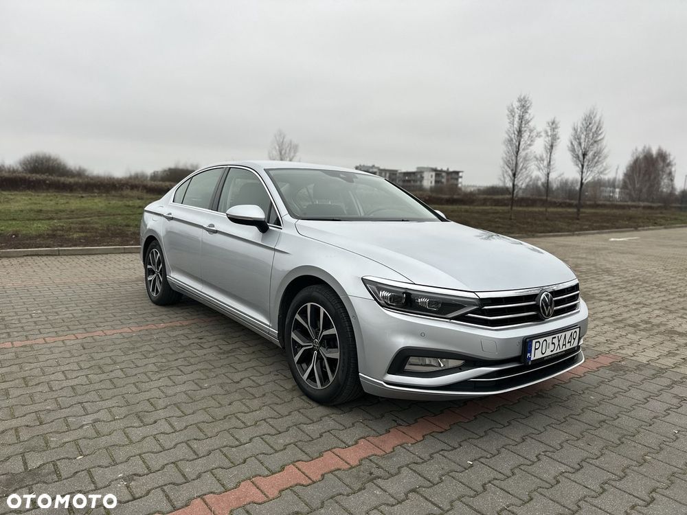 Volkswagen Passat 2.0 TSI Business DSG - 1