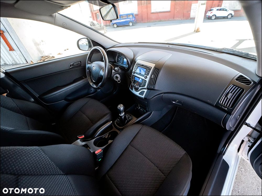 Hyundai i30 - 16