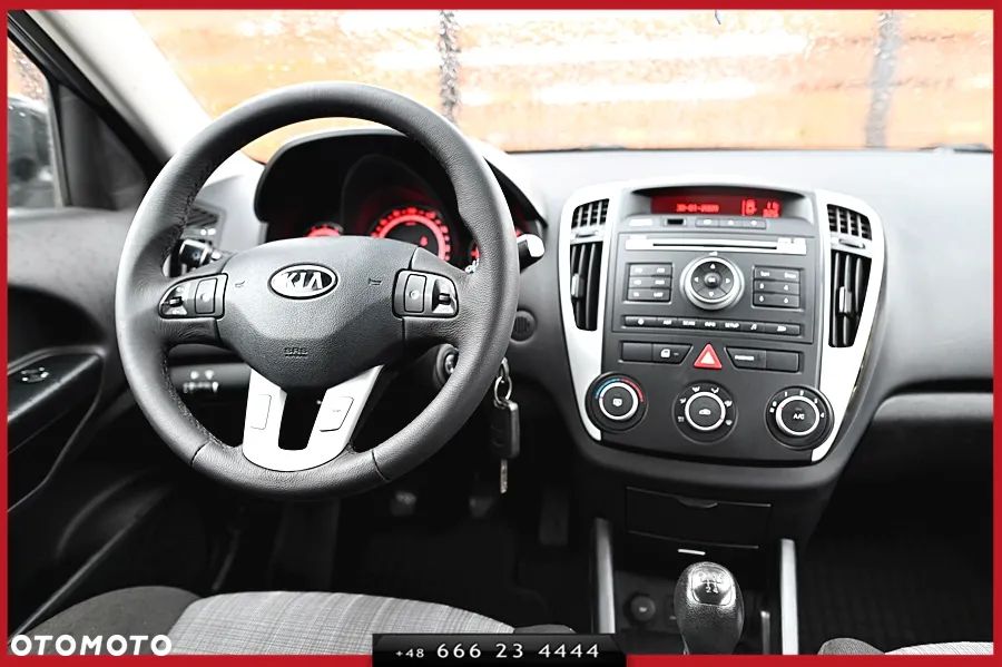Kia Ceed Cee'd 1.4 Comfort - 17