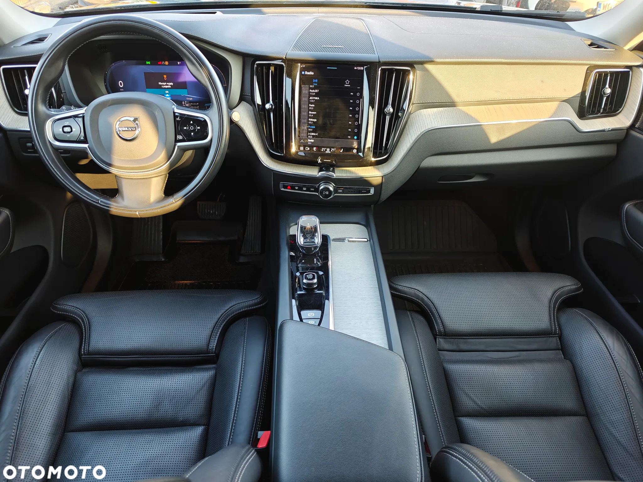 Volvo XC 60 T8 Plug-In Hybrid AWD Inscription - 10