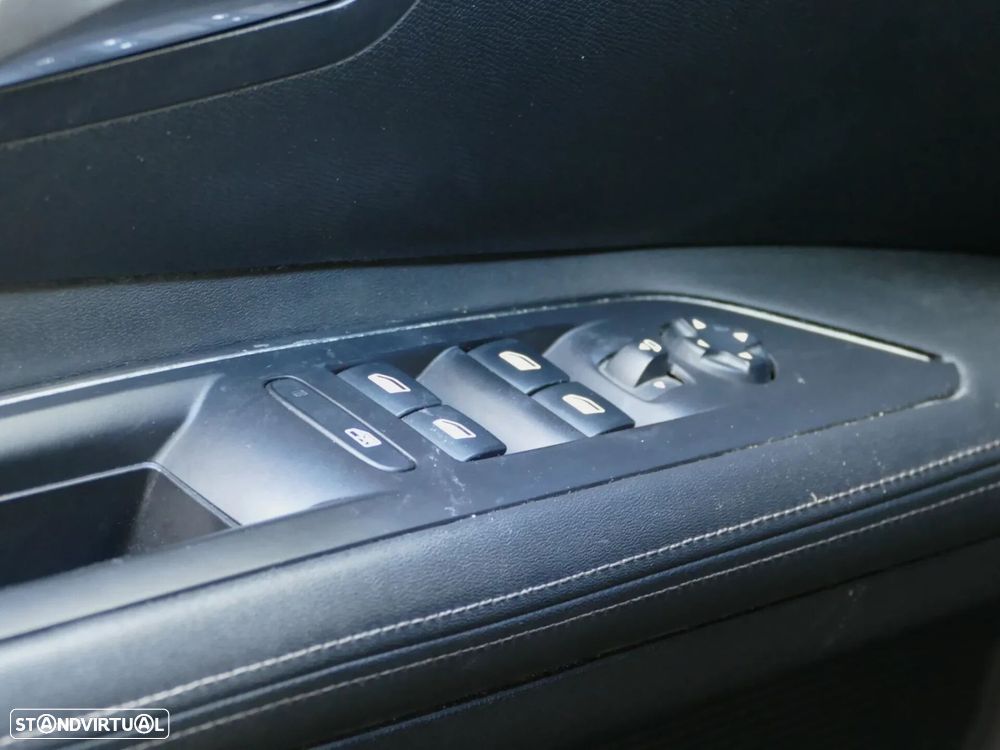 Peugeot 3008 - 29