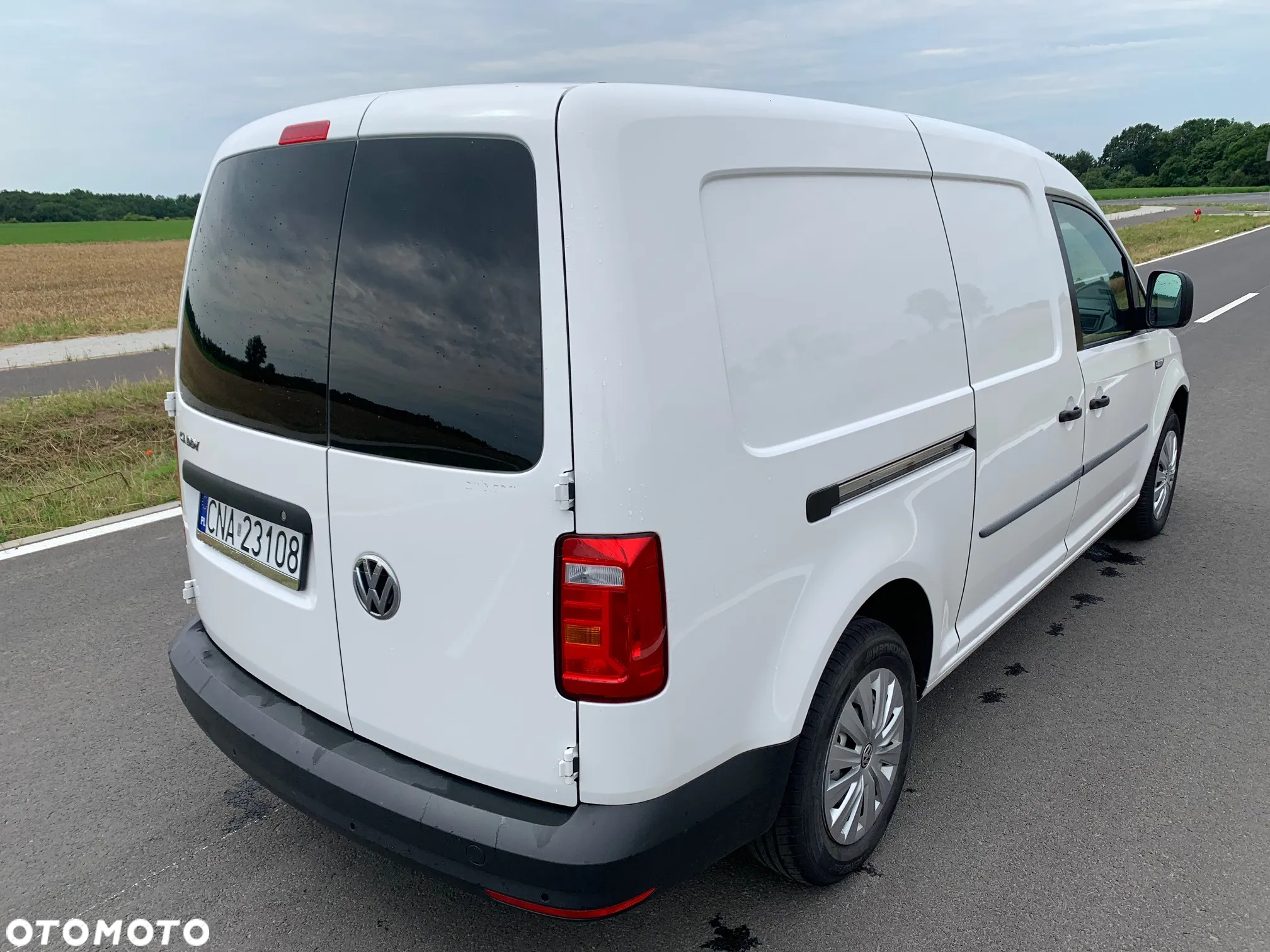 Volkswagen Caddy Maxi - 4