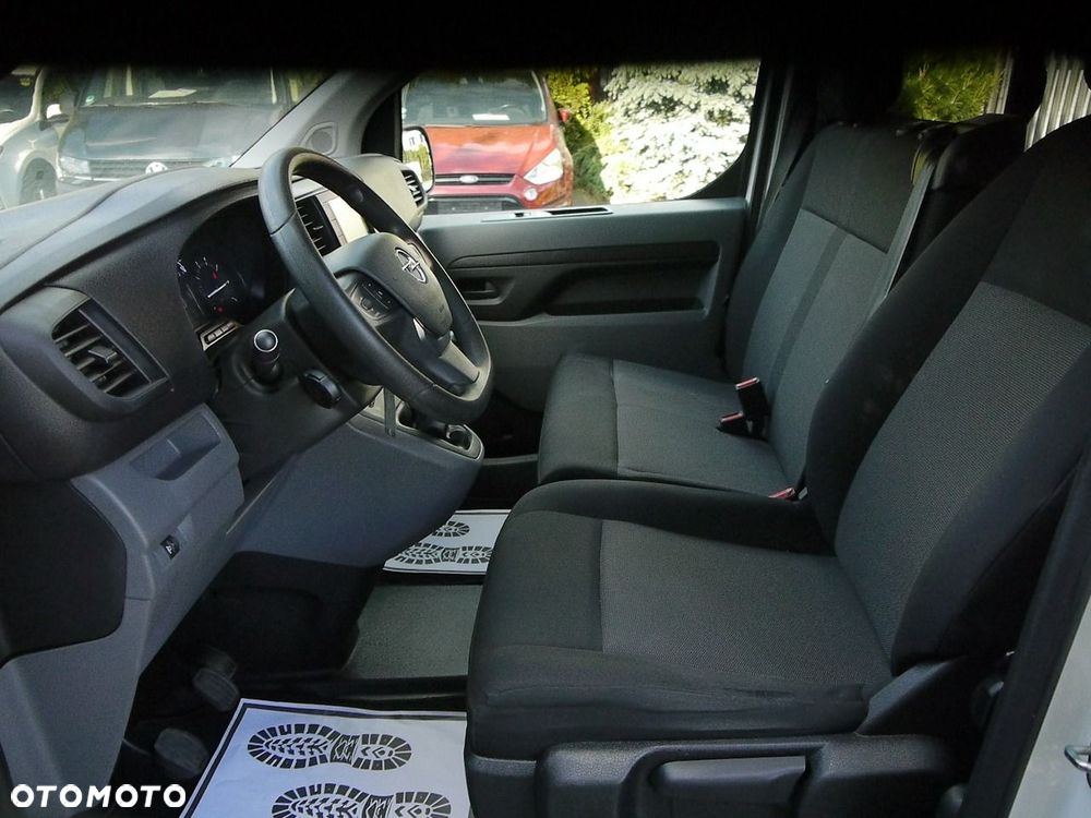 Opel Vivaro - 36