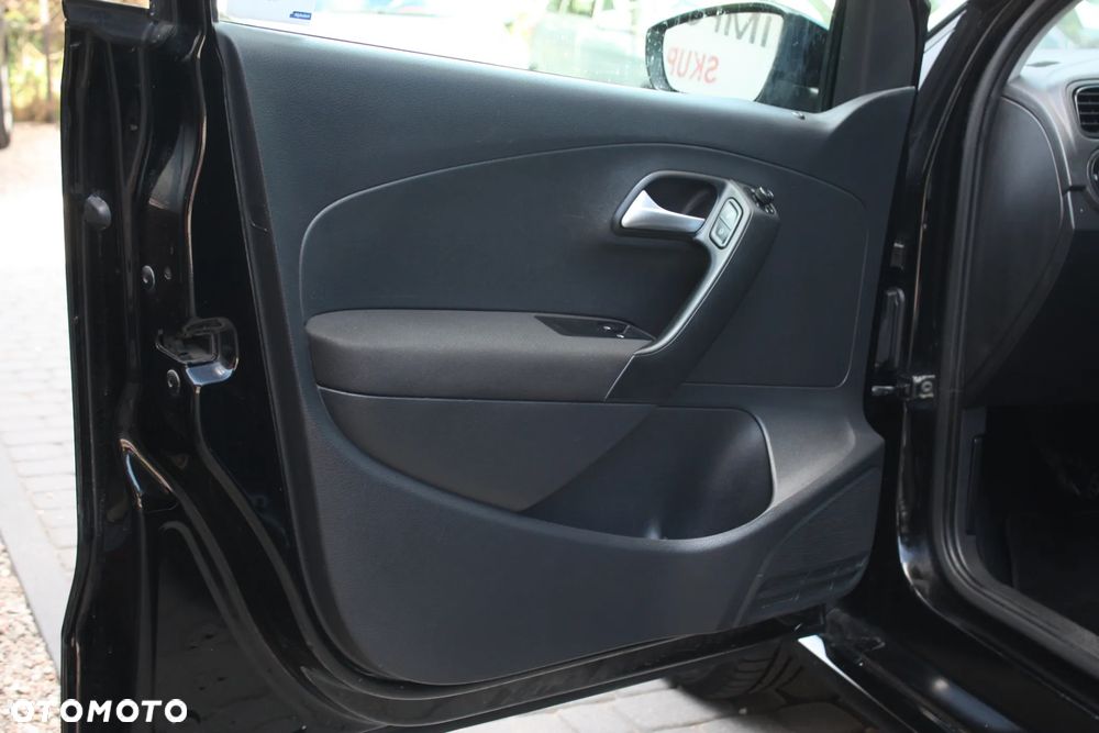 Volkswagen Polo 1.4 TDI Comfortline - 18
