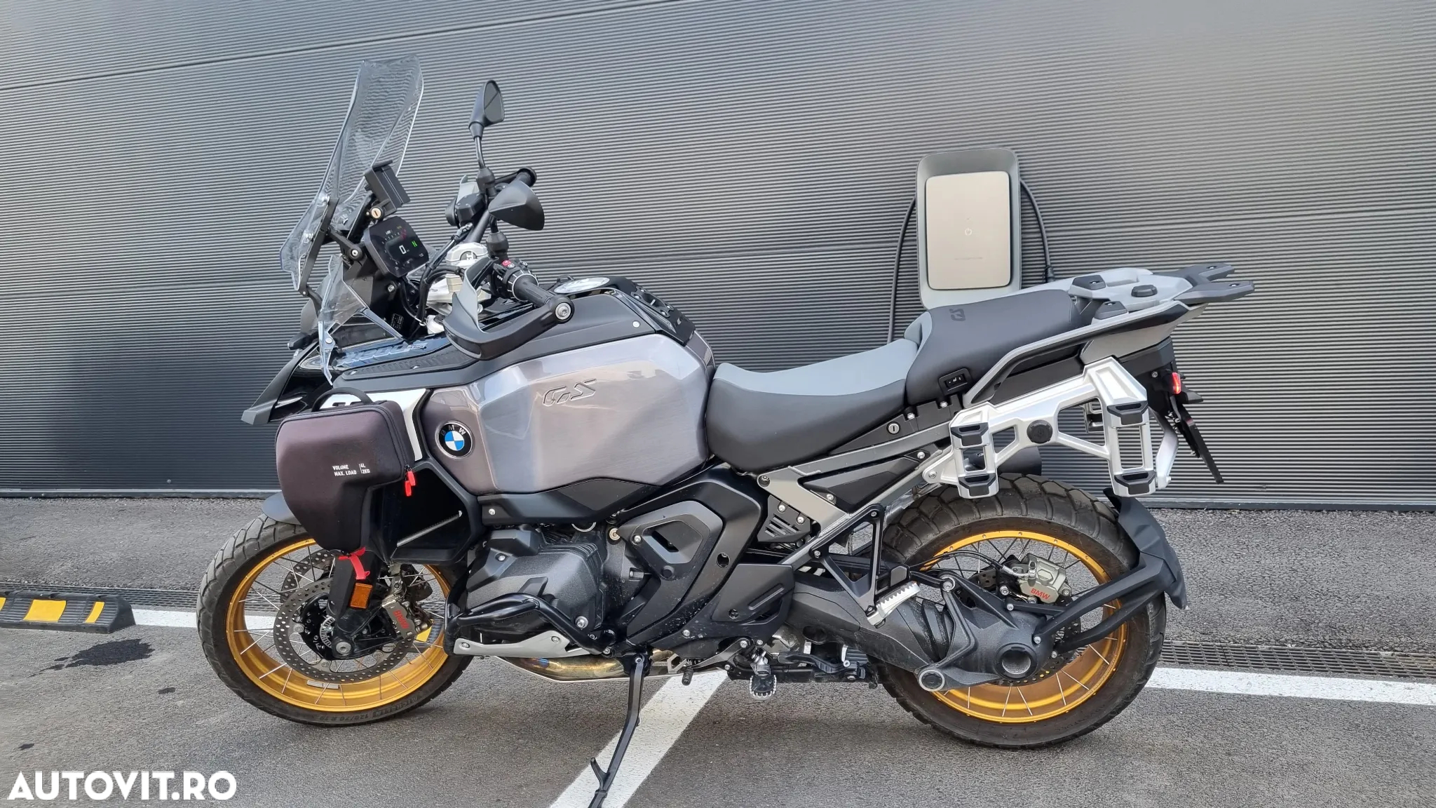 BMW R1300GS Adventure - 7