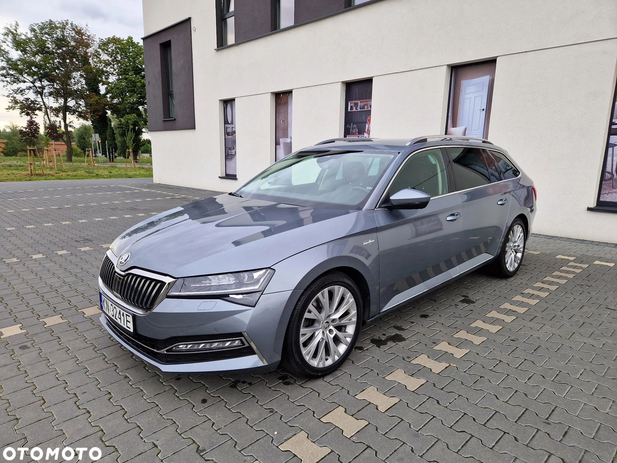 Skoda Superb 2.0 TSI L&K DSG - 1