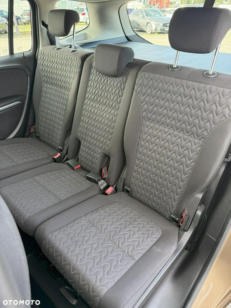 Opel Zafira - 15