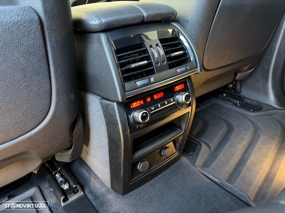 BMW X5 25 d sDrive Pack M - 16