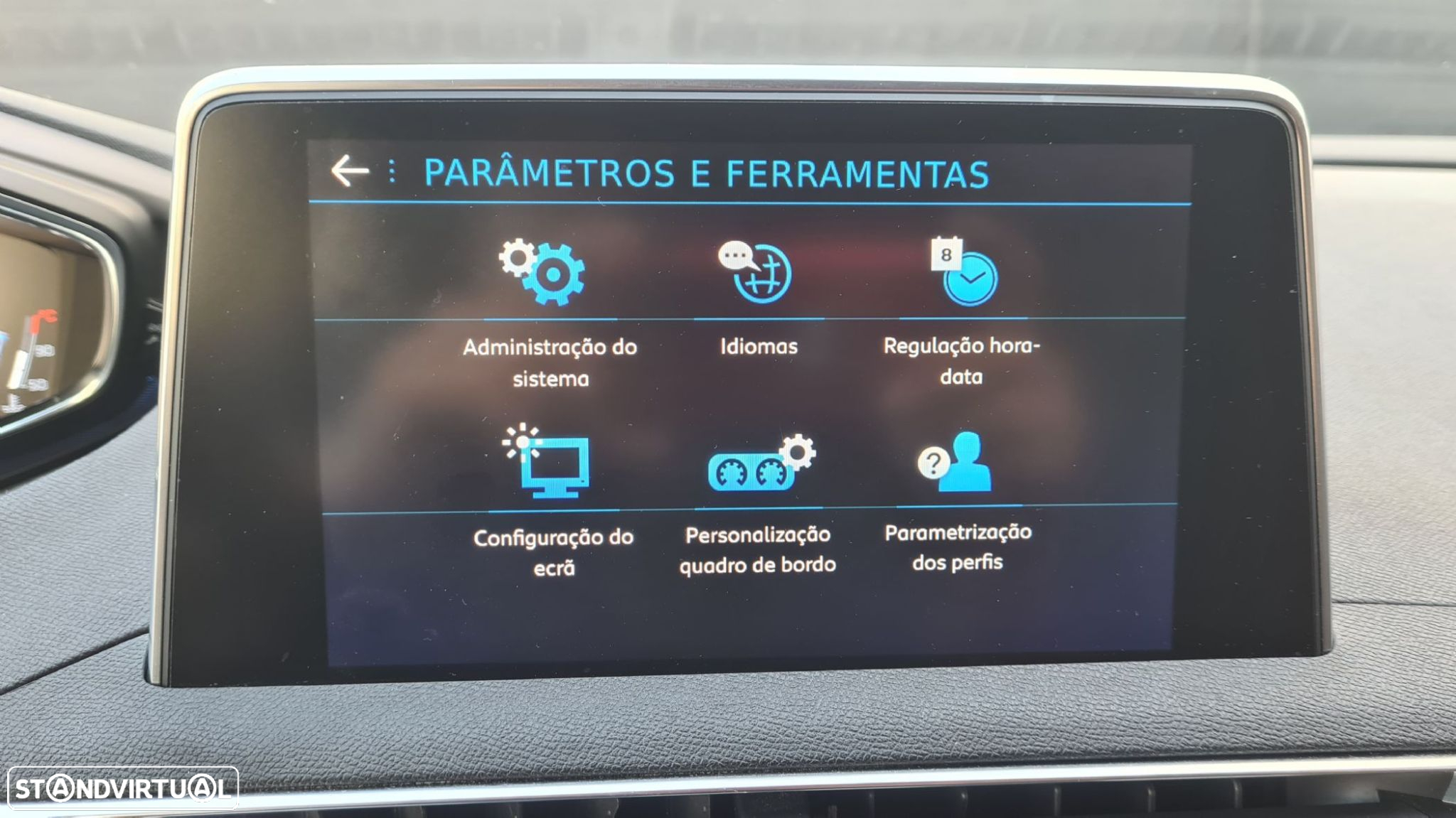 Peugeot 5008 1.5 BlueHDi Allure EAT8 - 28