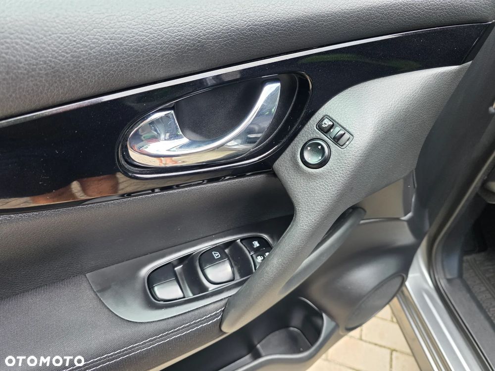 Nissan Qashqai 1.2 DIG-T Acenta EU6 - 10