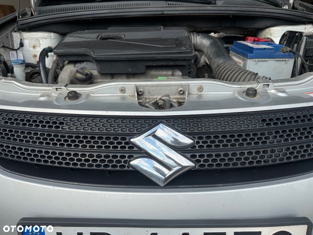 Suzuki SX4 1.5 - 17