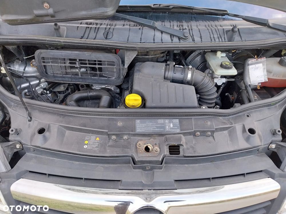 Opel Vivaro - 15