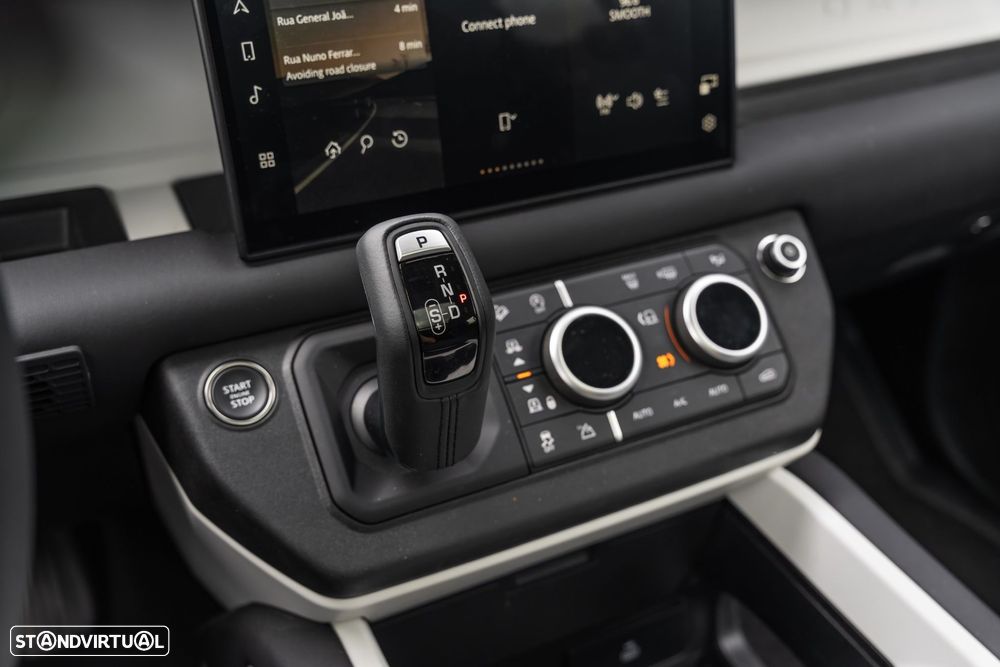 Land Rover Defender 3.0 D250 130 AWD X-Dynamic HSE - 20