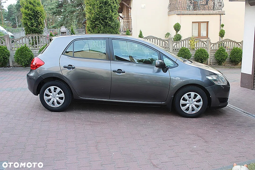 Toyota Auris 1.4 VVT-i Luna - 3