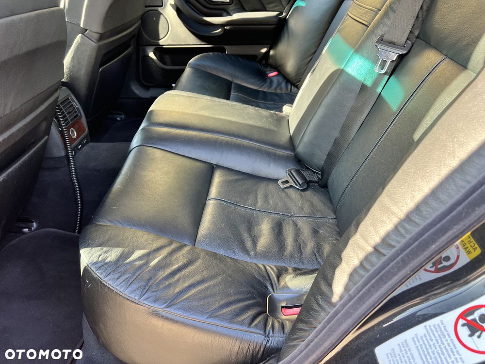 BMW Seria 7 740i - 8