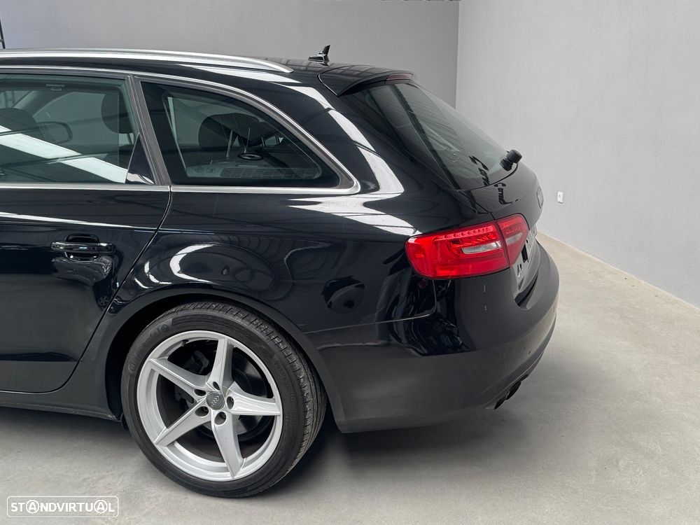 Audi A4 Avant 2.0 TDI Business Line Sport - 8