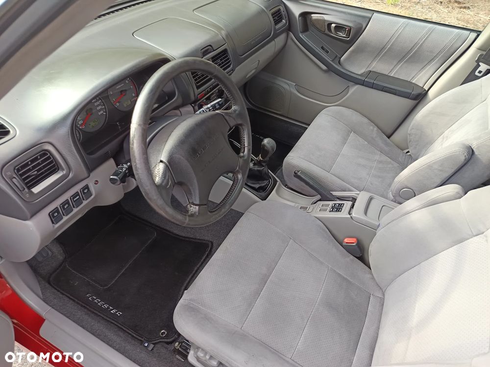 Subaru Forester - 10