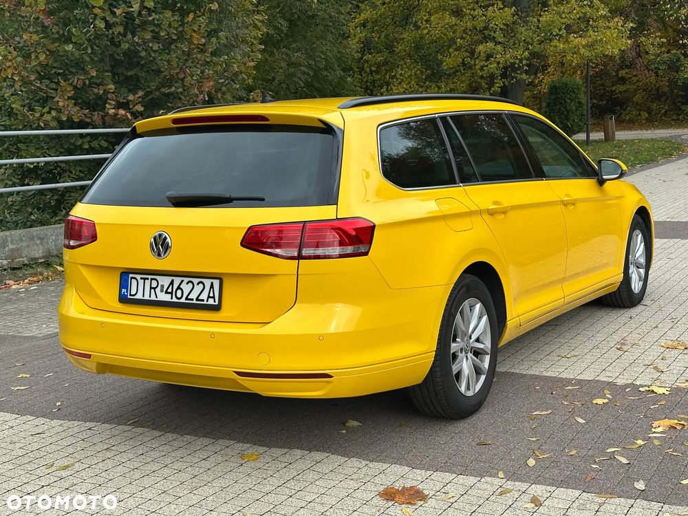 Volkswagen Passat - 3