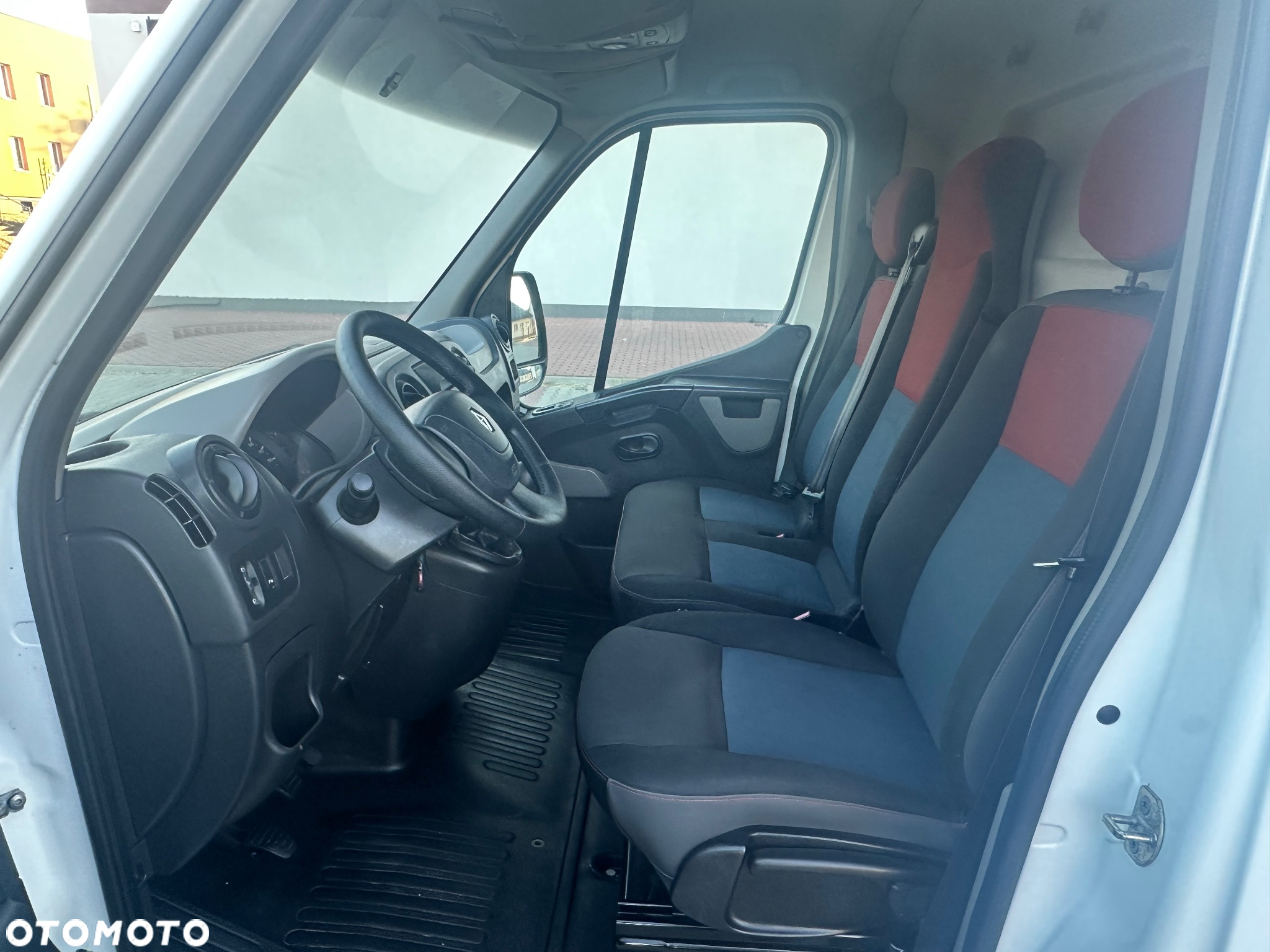 Renault Master - 24