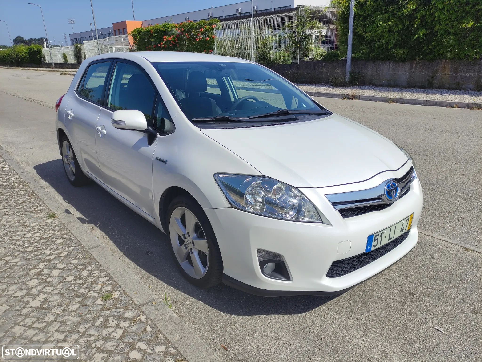 Toyota Auris 1.8 HSD Comfort - 1