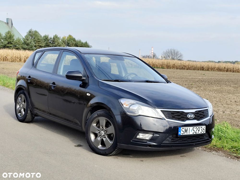 Kia Ceed 1.4 CVVT Attract - 20
