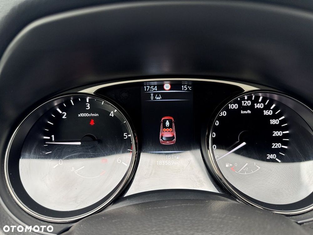 Nissan X-Trail - 18