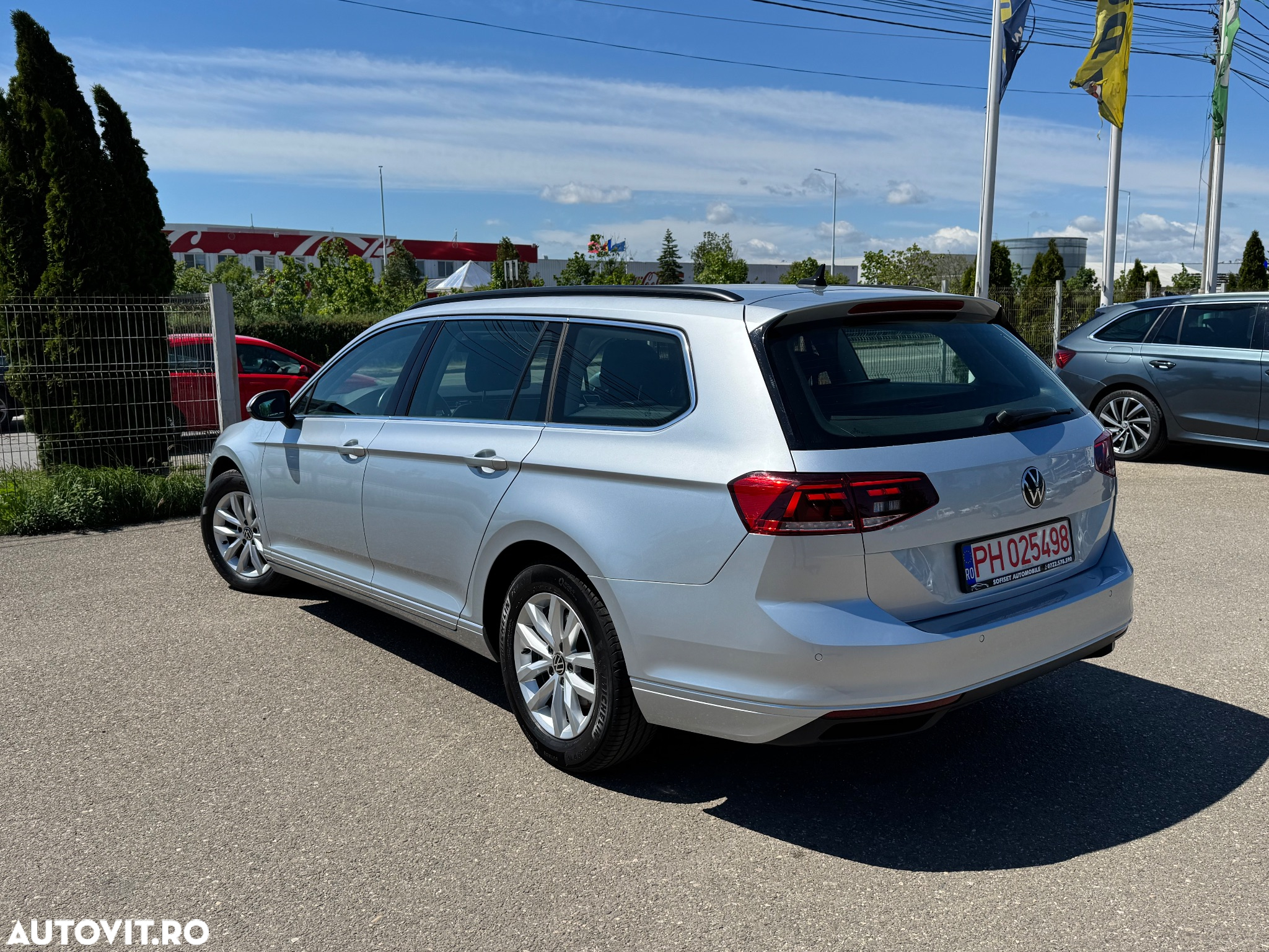 Volkswagen Passat Variant 2.0 TDI DSG Business - 18