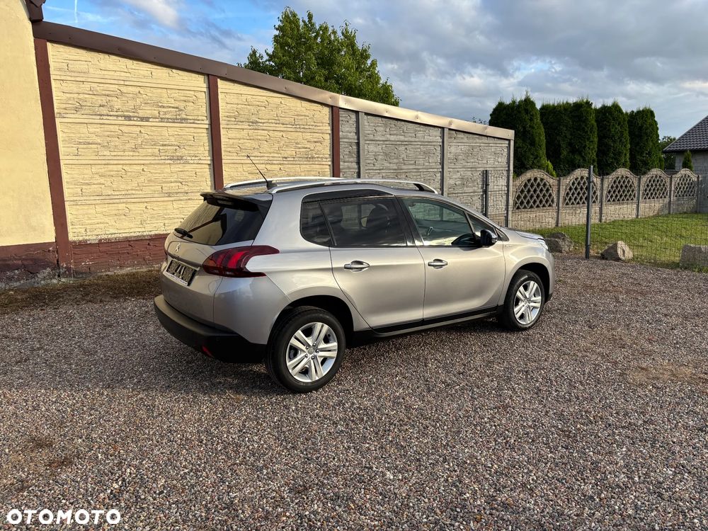 Peugeot 2008 PureTech 82 Style - 15