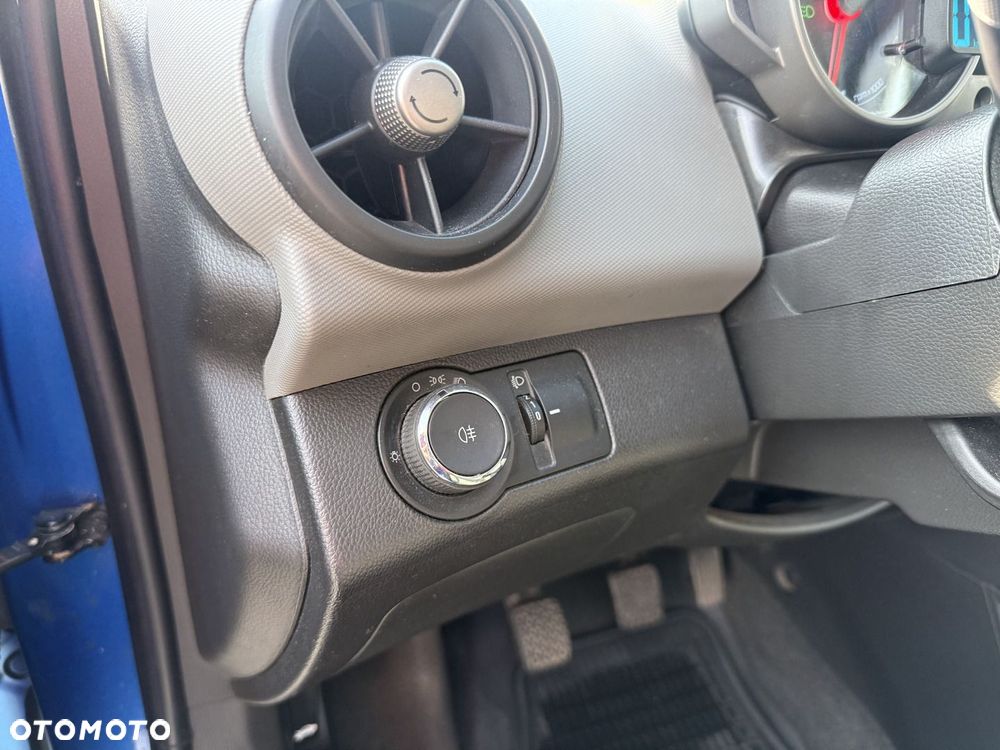 Chevrolet Aveo 1.2 16V Base - 12