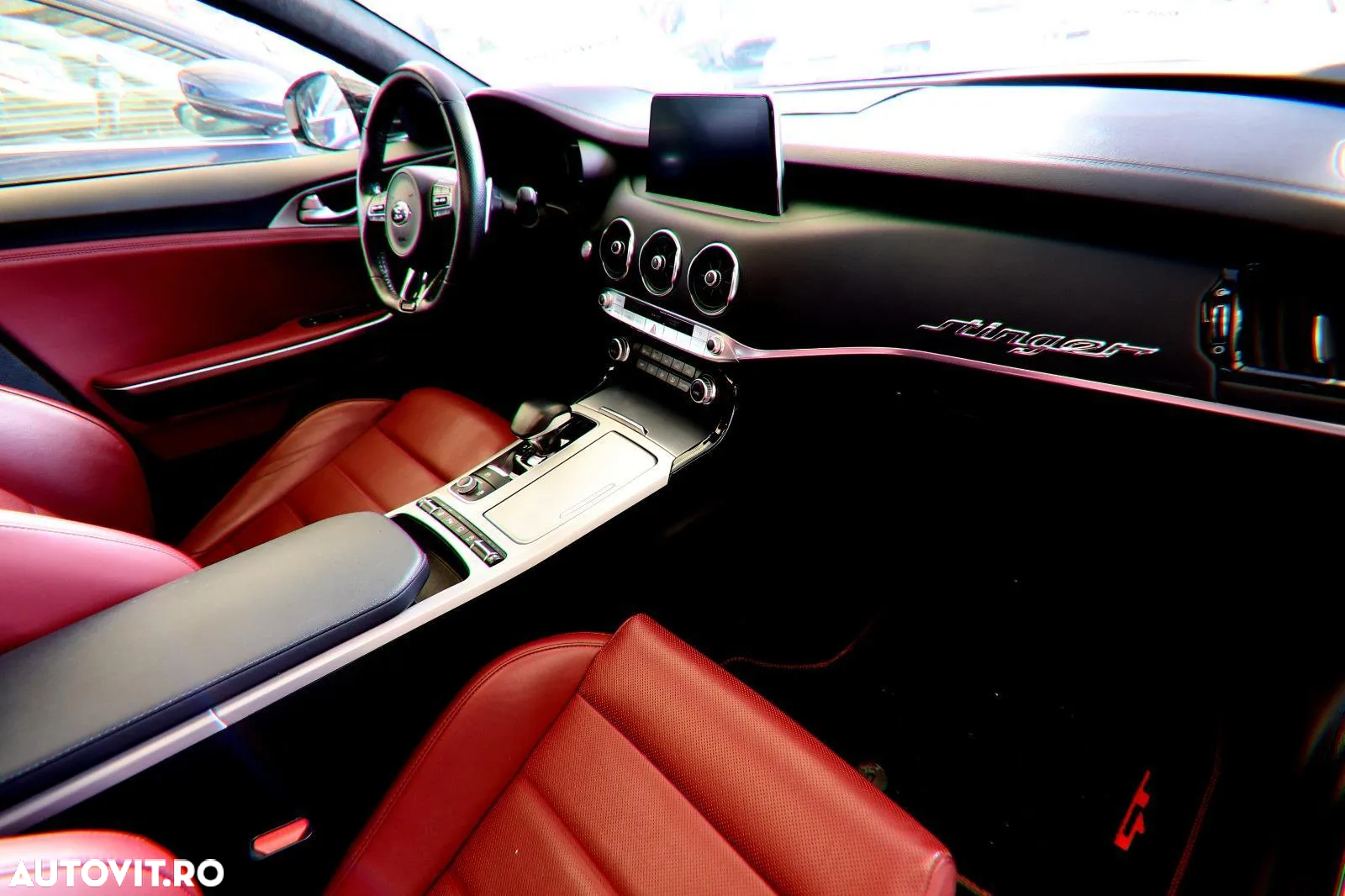 Kia Stinger 3.3 T-GDI 8AT AWD GT - 8