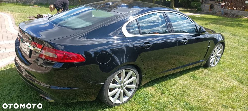 Jaguar XF 3.0 V6 D S Premium Luxury - 4