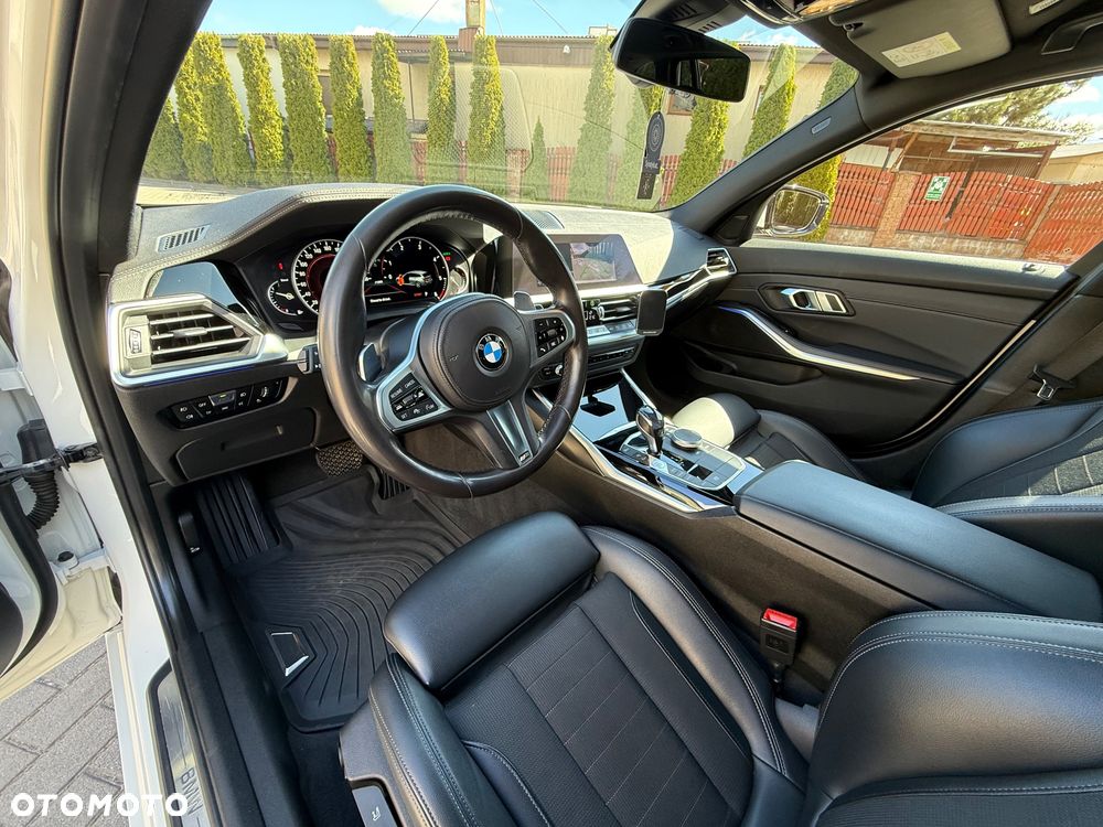 BMW Seria 3 320d xDrive Sport Line Shadow sport - 11