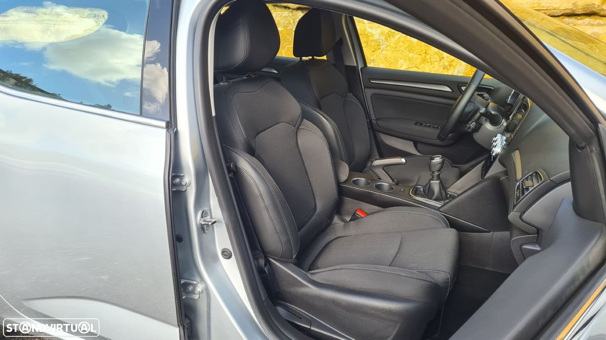 Renault Mégane 1.5 Blue dCi Intens - 35