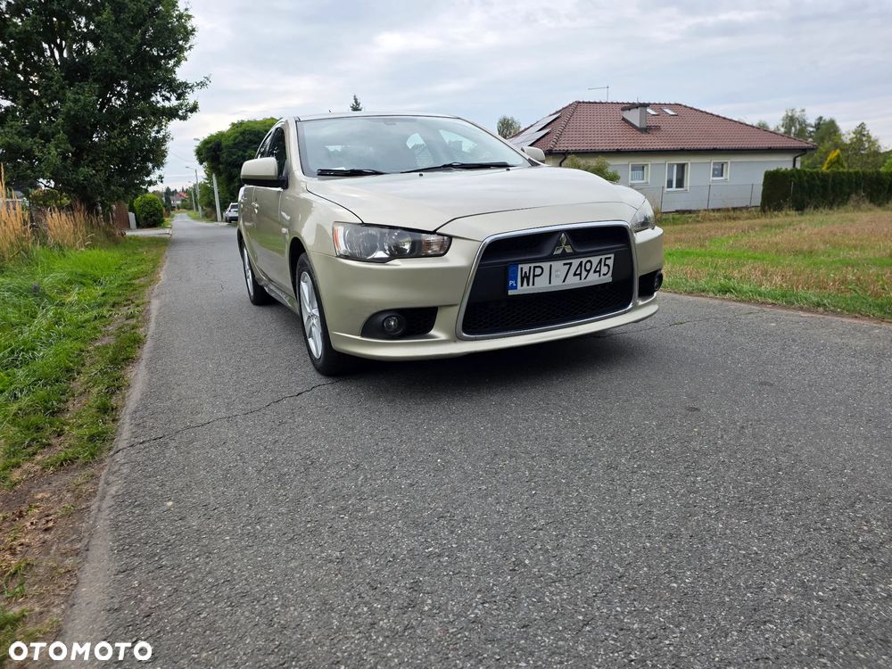Mitsubishi Lancer 1.8 Intense - 1