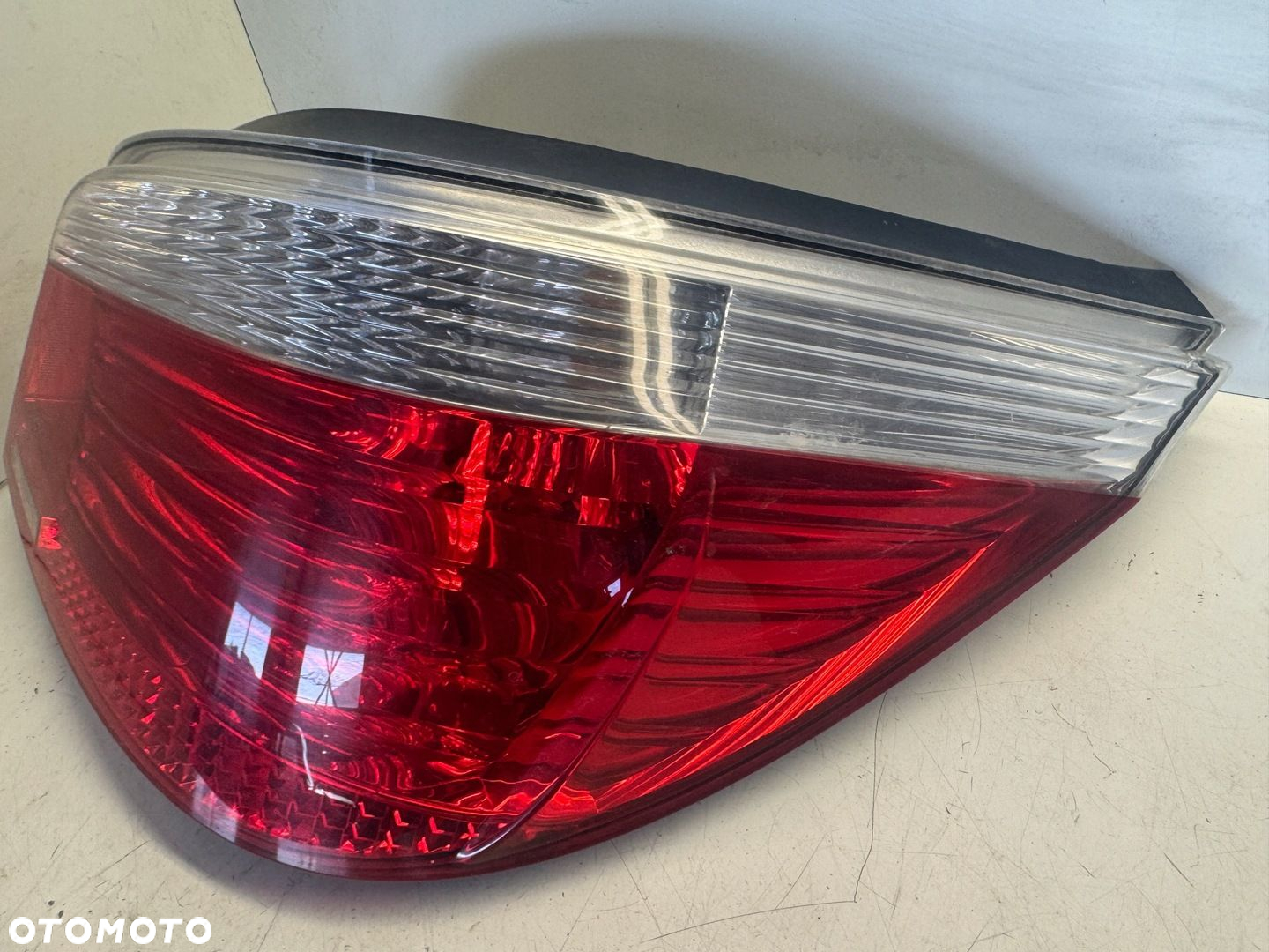 BMW E60 LAMPA PRAWY TYŁ 7165738 - 4