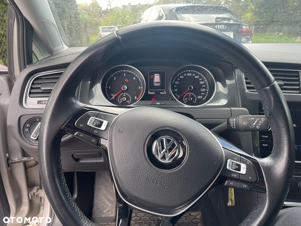 Volkswagen Golf 1.6 TDI BMT Comfortline - 12