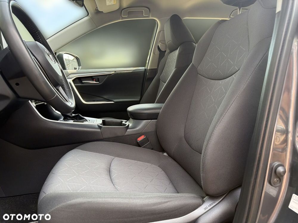 Toyota RAV4 - 13