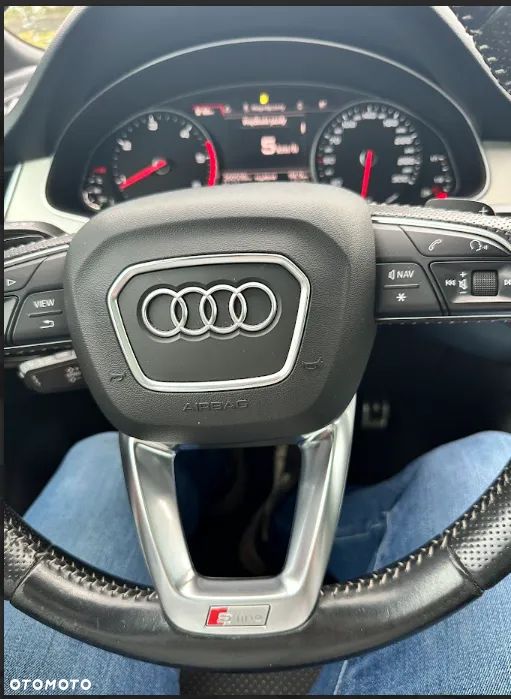 Audi Q7 - 8