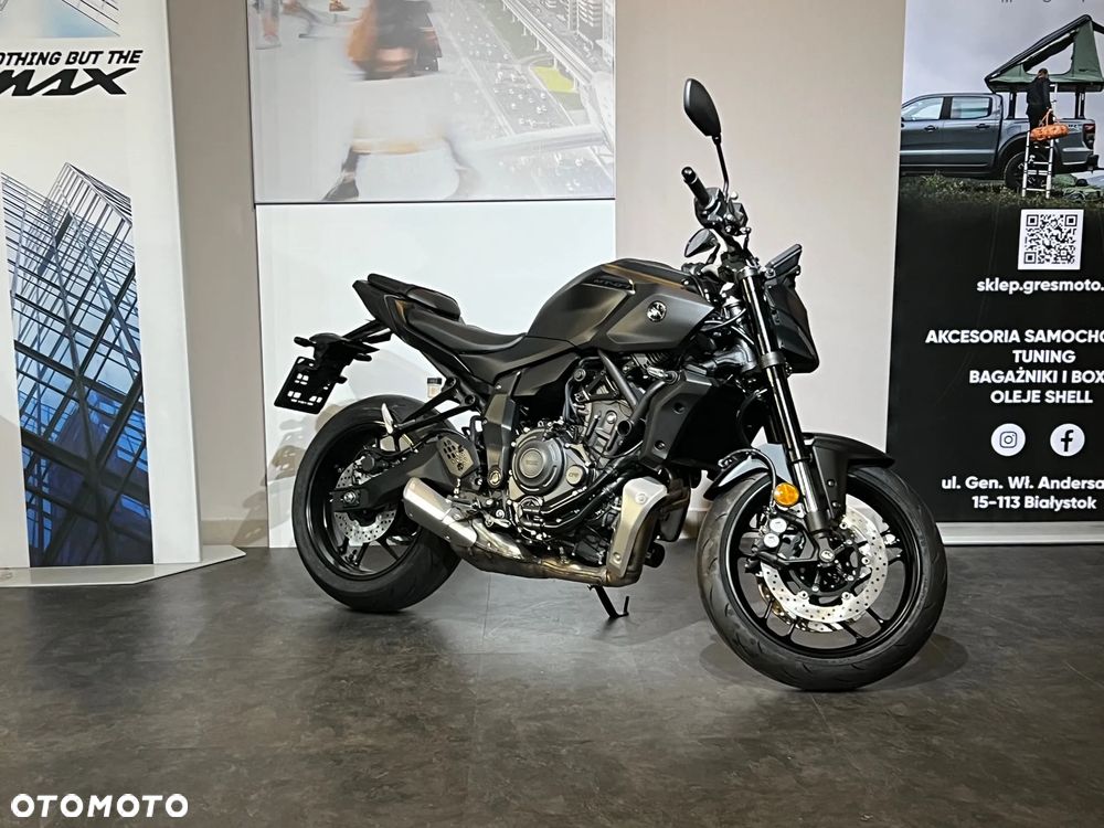 Yamaha MT - 9