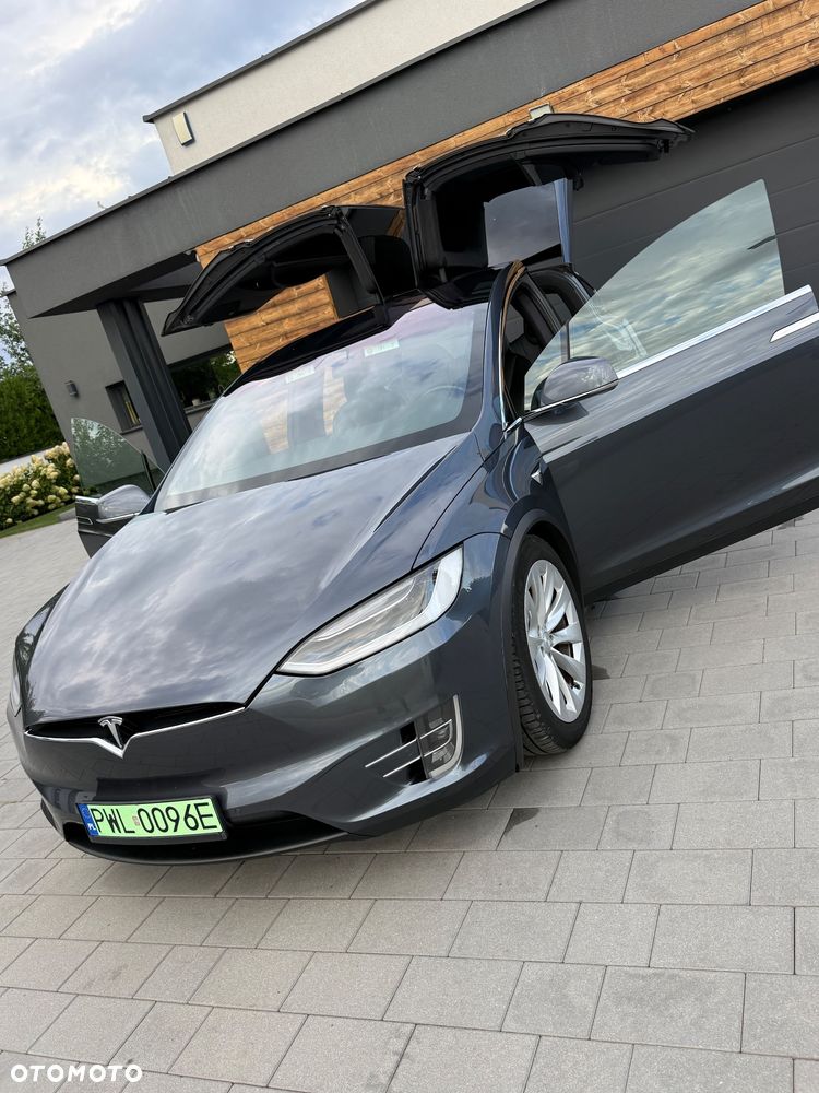 Tesla Model X Long Range Plus - 35