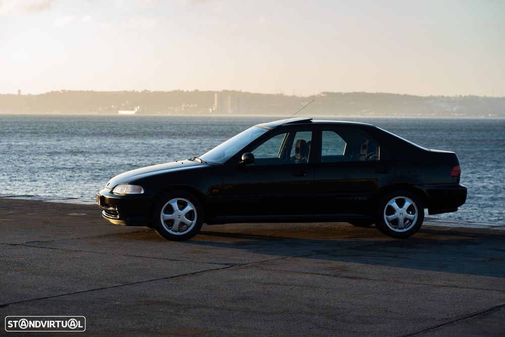 Honda Civic 1.6 VTi - 46