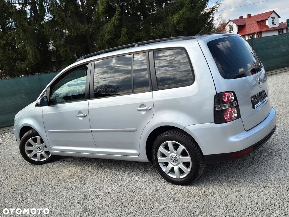 Volkswagen Touran 1.9 TDI DPF DSG Freestyle - 17