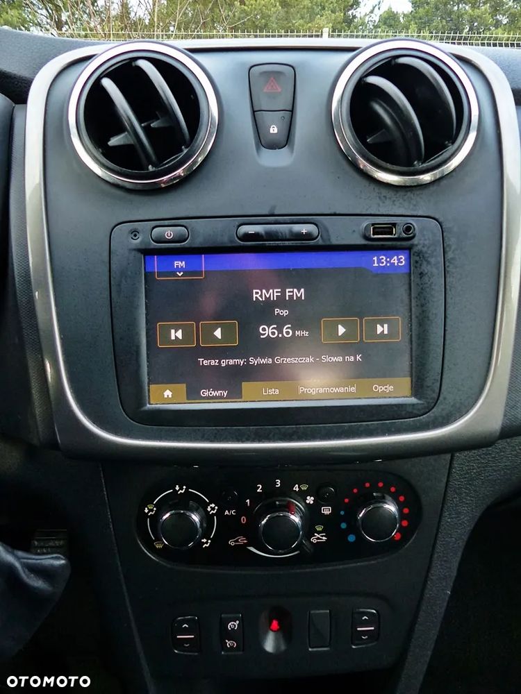 Dacia Sandero TCe 90 Laureate - 32