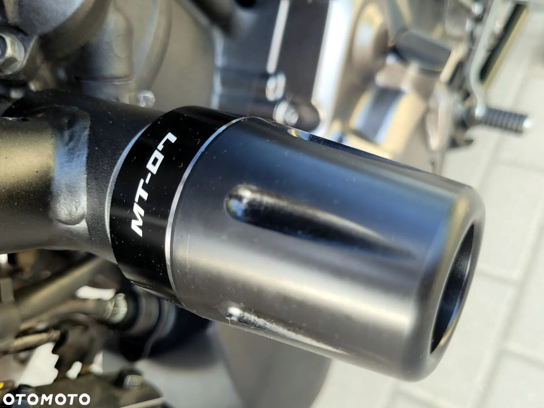 Yamaha MT - 9