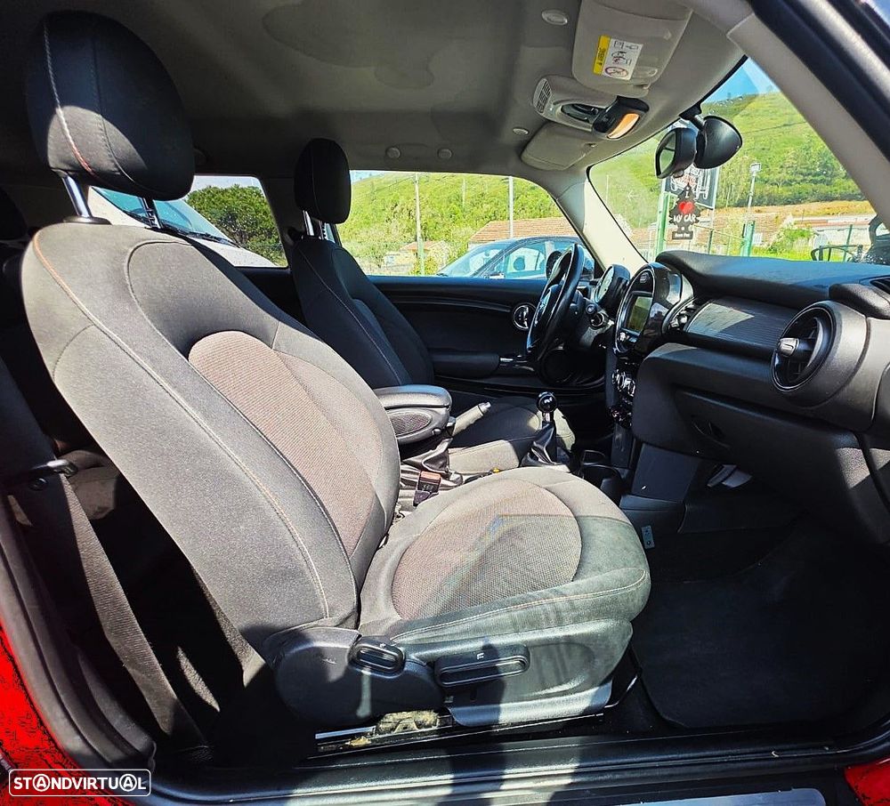 MINI 3 Portas Cooper D - 12