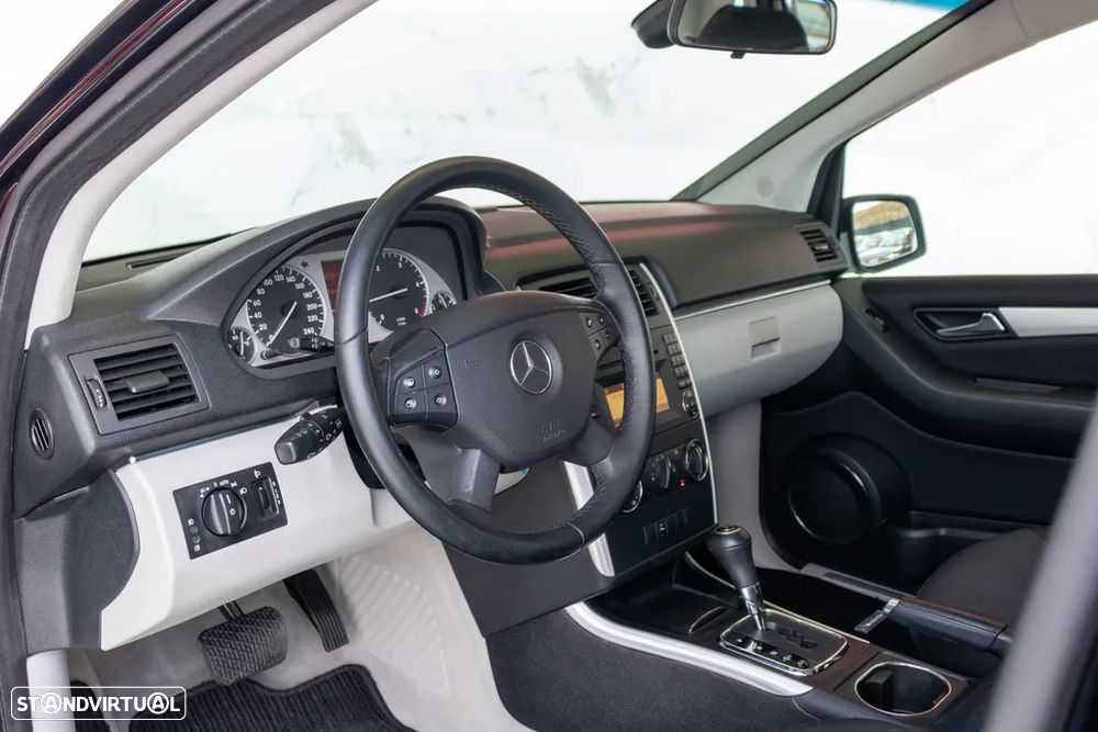 Mercedes-Benz B 200 CDI Autotronic - 12