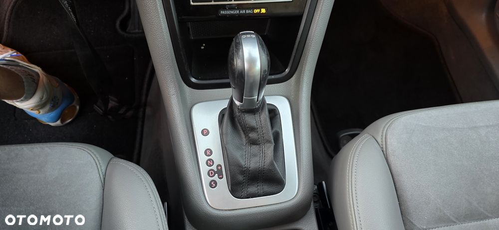 Volkswagen Sharan 2.0 TDI DSG (BlueMotion Technology) Highline - 22