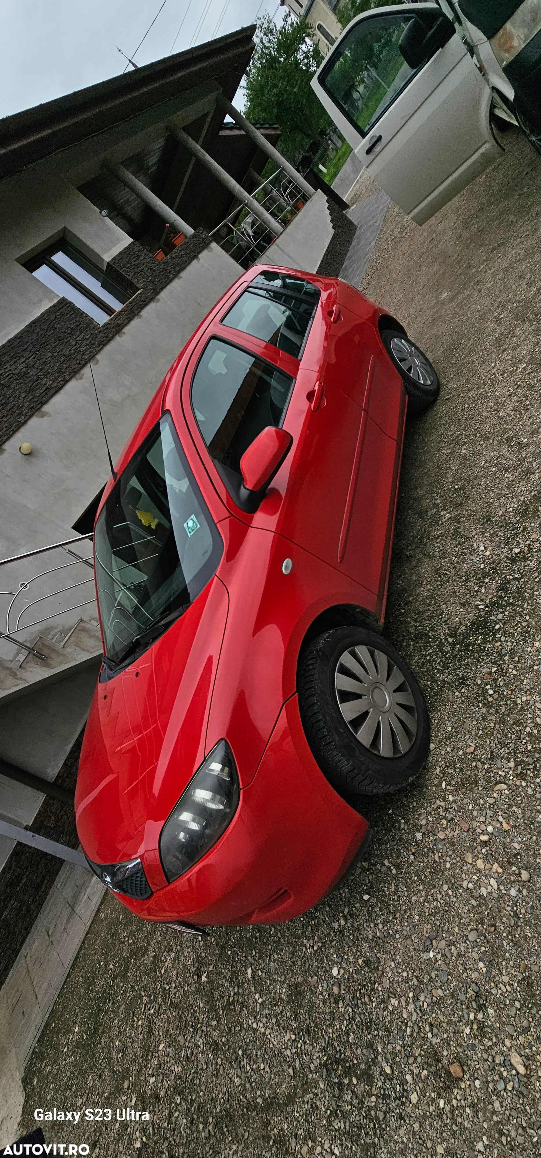 Mazda 2 - 3
