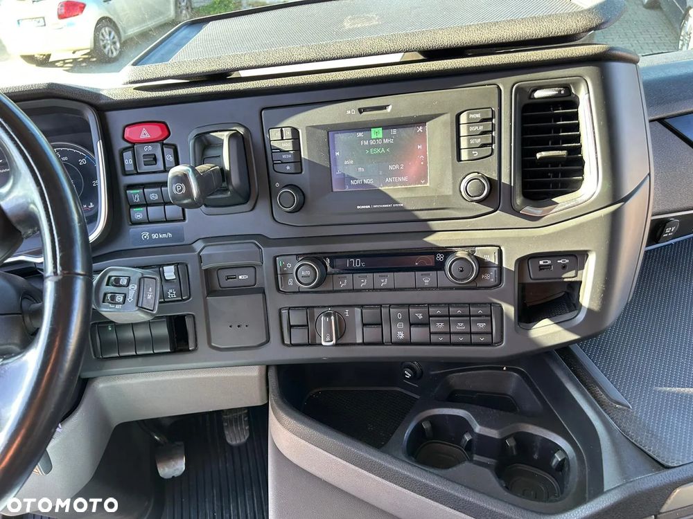 Scania 450 - 17